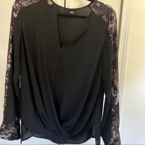 Long sleeved blouse. Mossimo. Multi color detail down the sleeves